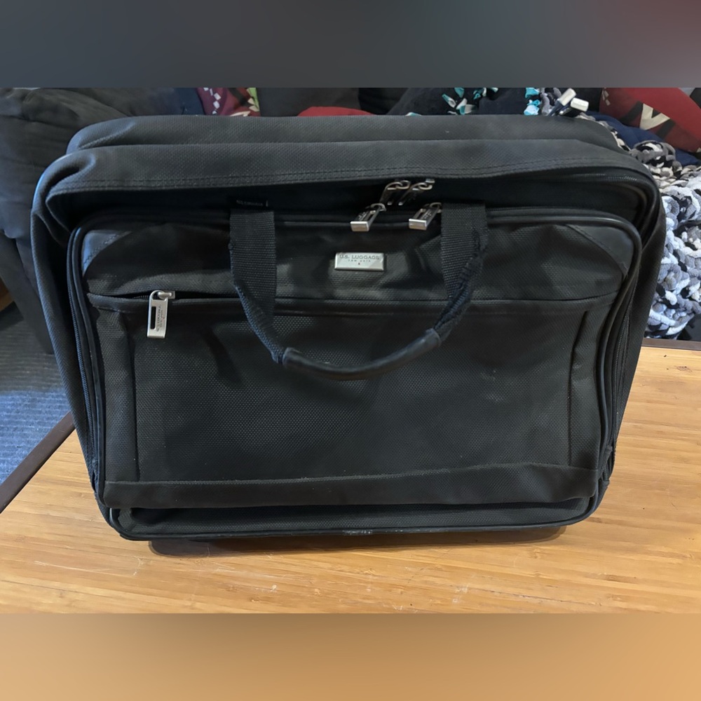 Classic Black Roller Briefcase/Laptop Bag